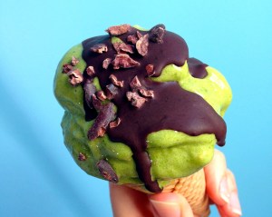 Guilt-Free and “Green” Peanut Butter Banana Ice Cream with Healthy Magic Shell