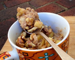 Apples & Cinnamon Oatmeal